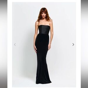 Effie Kats Black Strapless Evening Gown- Lakely
